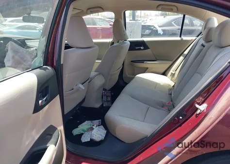 2017 Honda Accord Lx z USA, uszkodzony, nr VIN 1HGCR2F32HA158198